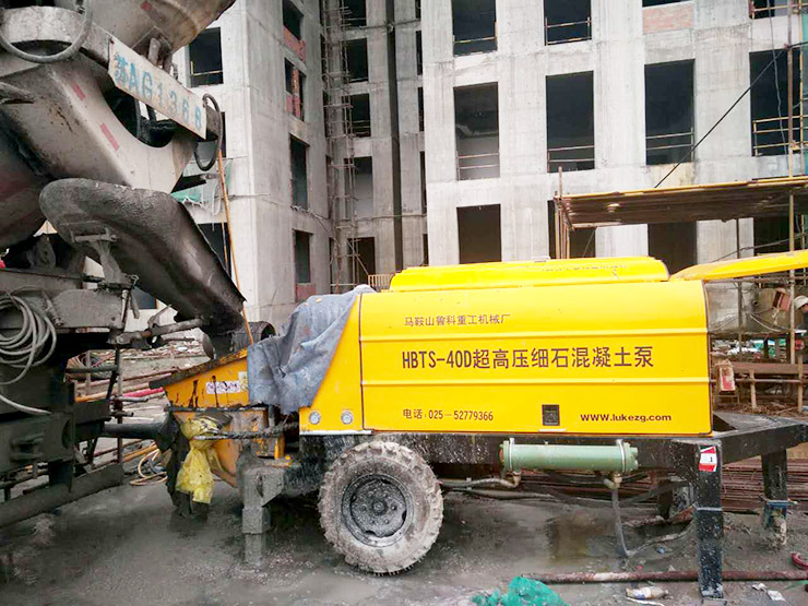 微型混凝土输送泵