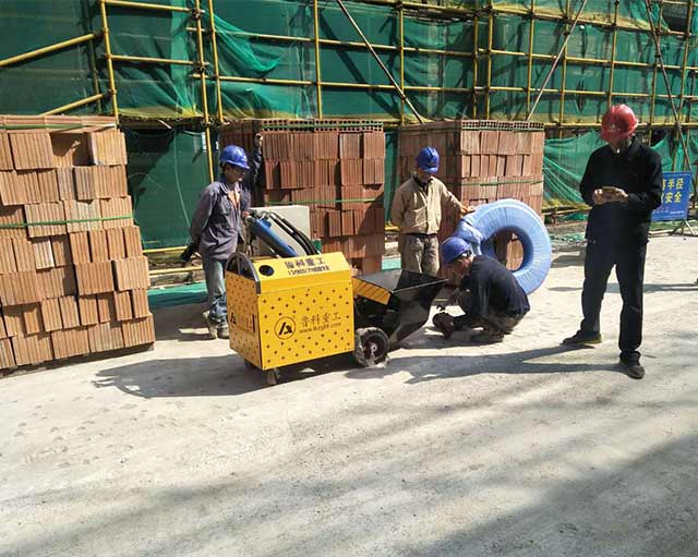 新型二次构造柱泵施工现场