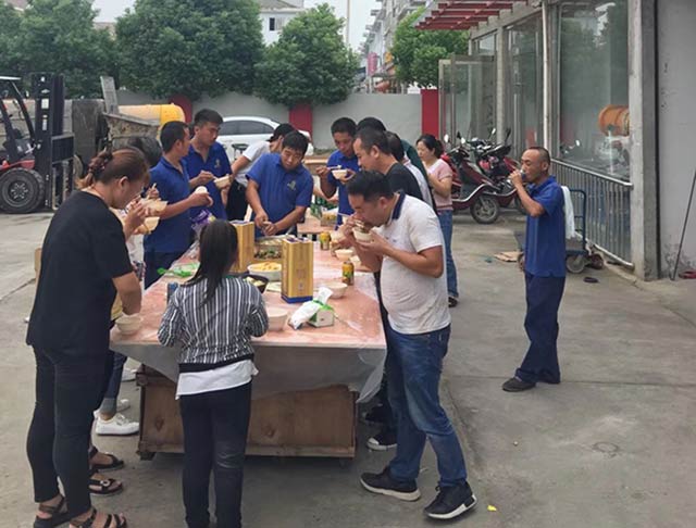 二次结构输送泵厂家鲁科重工中秋活动
